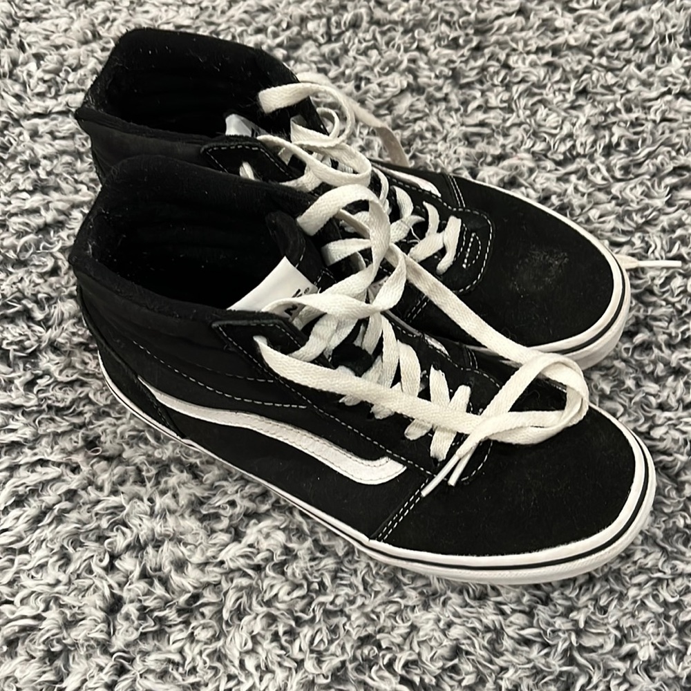 Vans Sk8-Hi Black Canvas & Suede High Top Skate Shoes Women's Size 6.5
